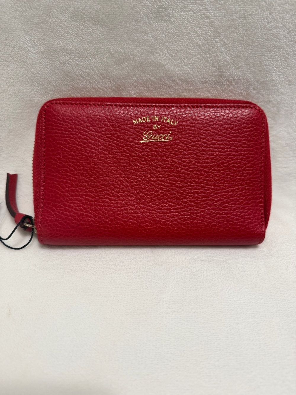 Red Leather Gucci Zippy Wallet